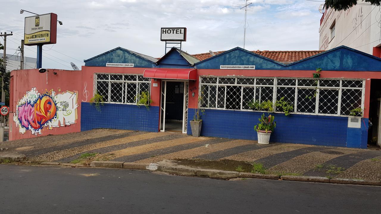 Hotel E Pousada Freitas Campinas  Buitenkant foto